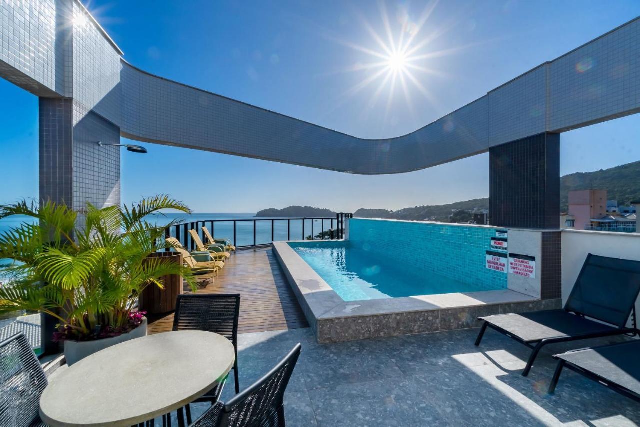 Confortavel Loft Com Vista Para O Mar - Condominio Com Piscina Bombinhas Bagian luar foto
